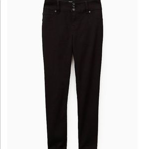 Torrid Jegging-Super Stretched Black